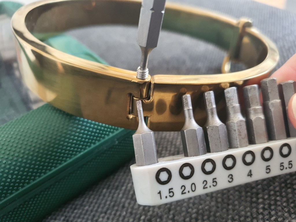 inbusschlüssel halsband verschließbar meo